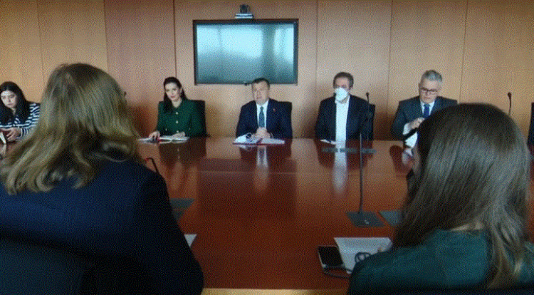 Kryetari i Komitetit për Çështjet Europiane në Bundestag: BE të hapë negociatat për Shqipërinë!