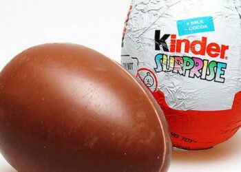 Përmbajnë salmonelë! Vezët Kinder Surprise tërheqen urgjentisht nga tregu