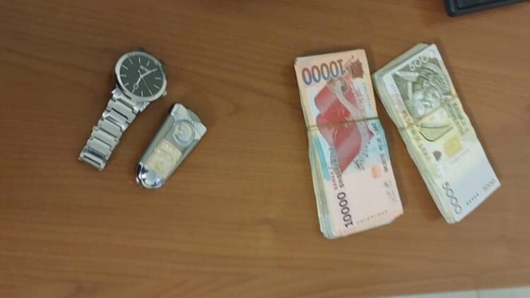 Hiqej si pacient dhe vidhte të sëmurët në urgjencën e QSUT sendet me vlerë, arrestohet 38-vjeçari