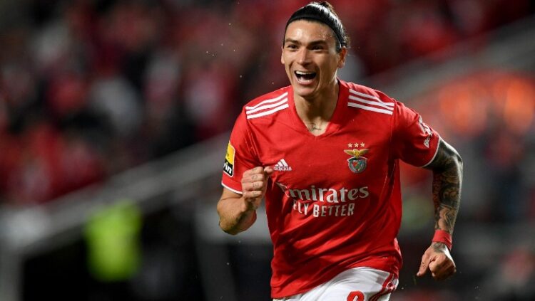 PSG në kërkim të një ‘bomberi’, gati super oferta për sulmuesin e Benficas