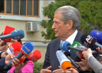 Berisha flet pas incidentit në Kuvend: Rama ka frikën e tmerrin nga unë