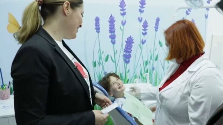 Programi i Kujdesit Dentar, ministrja e Shëndetësisë: Kabinete të reja dentare në 10 shkolla në Tiranë
