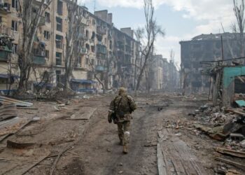 Tërhiqen forcat ushtarake, Rusia shpall armëpushim për civilët në Mariupol