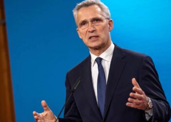 NATO: Rusia nuk po heq dorë nga lufta, do të përpiqet që të marrë të gjithë Donbasin