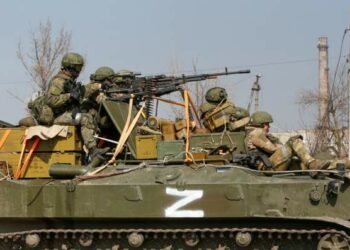 Simbolet ruse të luftës ndalohen në Moldavi, opozita pro-ruse kundër vendimit