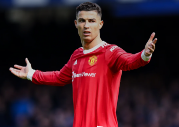 ‘Save the Children’ ndëshkon Ronaldon për gjestin ndaj tifozit me autizëm