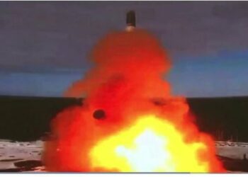 “Nuk krahasohet me asgjë”, The Times: Putin paralajmëron Perëndimin me testin e raketës ‘Satan 2’