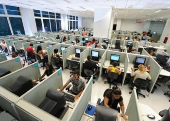 Kryente mashtrime financiare duke përfituar para nëpërmjet Call Centerit, arrestohet 30-vjeçari në Durrës