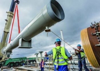 Rusia me “dorë të hekurt” ndaj Polonisë, pezullon furnizimin me gaz