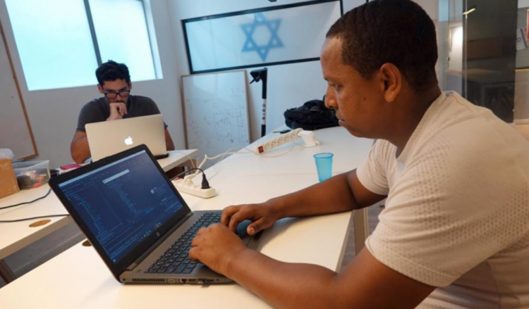 DW: Një në katër vetë në Gjermani kanë ‘prejardhje migracioni’