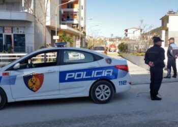 Gjendet trupi i pajetë i një 38-vjeçari në një automjet në Lushnje