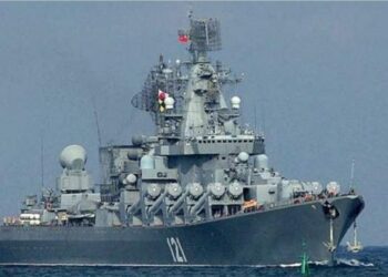 Ukraina godet luftanijen ruse me raketa, Rusia: Është dëmtuar seriozisht nga shpërthimi