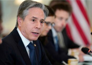 Diplomatët amerikanë do të kthehen në Ukrainë