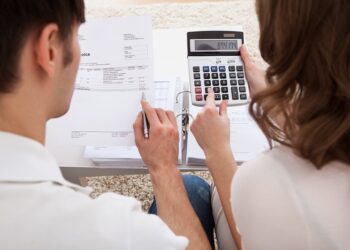 Buka, vaji, karburantet e bulmeti “fundosin” buxhetet e familjeve shqiptare