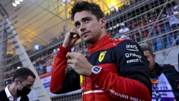 Iu afrua për të bërë foto, fansi i vjedh orën e shtrenjtë pilotit të Ferrarit