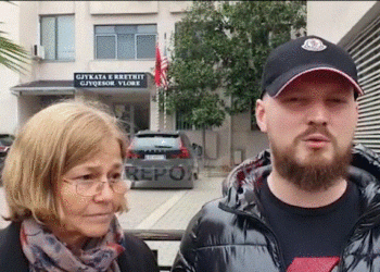 Vrau dy vëllezërit në Vlorë në 1998, Gjykata liron autorin! Familjarët e viktimave: Mos na vrisni për herë të dytë!