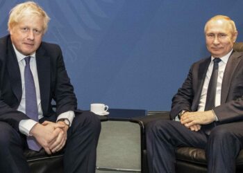 Johnson: Të merresh me Putin si të negociosh me një krokodil