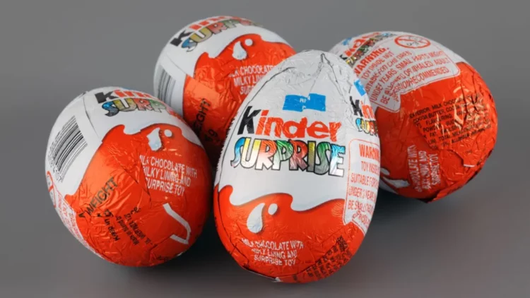 Nisin hetimet për Kinder pas zbulimit të salmonelës