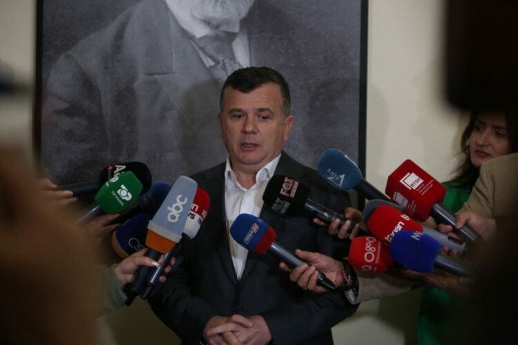 Presidenti i ri/ Balla: Me Berishën nuk do ketë negociata, për ne nuk ekziston