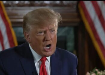 “What the f*ck!”/ Trump nervozohet keq dhe lë në mes intervistën (VIDEO)