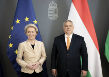 Embargoja e naftës ruse, Von der Leyen bisedon me Orban: Do të forcojmë bashkëpunimin