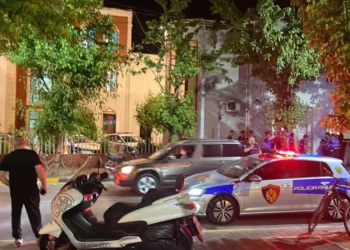 Vrasje brenda Komisariatit Nr.3 në Tiranë! Polici 25-vjeçar qëllon për vdekje kolegun e tij: Më tallte prej kohësh!