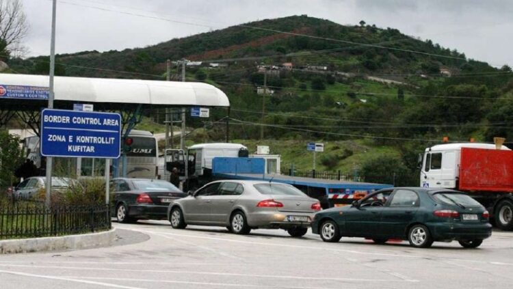 Greqia heq kufizimet anti-Covid për të udhëtarët, nuk kërkohet me certefikatë vaksinimi dhe as tampon