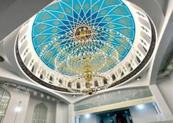 Kryeministri Edi Rama uron Fitër Bajramin me pamjet e xhamisë së re në Mullet