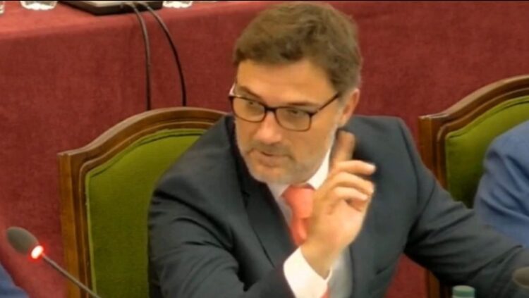 Presidenti/ Alibeaj e Bardhi: Nuk duhet të marrim pjesë, Rama prishi marrëveshjen me opozitën