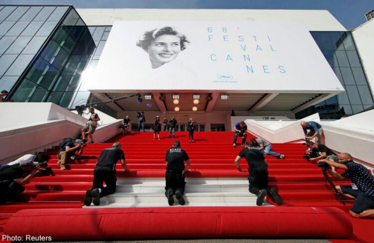 Tapeti i kuq i Festivalit të Filmit në Kanë/ Si u veshën yjet