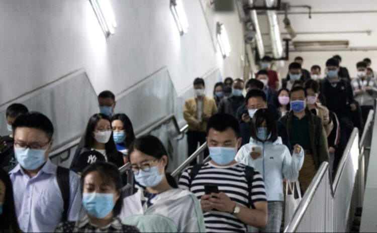 Pekini mbyll disa metro për të parandaluar përhapjen e COVID-19