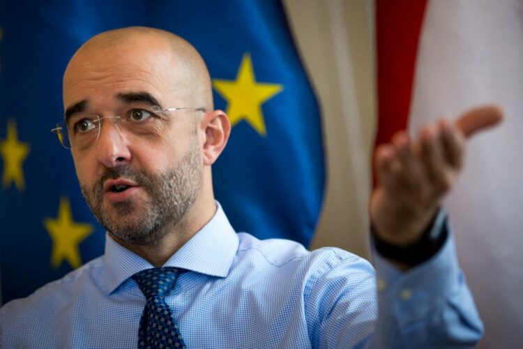 Hungaria: Nuk do vendosim sanksione ndaj naftës dhe gazit rus