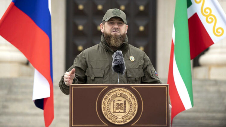 Lideri çeçen thirrje Edroganit: Mos ndihmo në evakuimin e njerëzve në fabrikën e çelikut në Mariupol