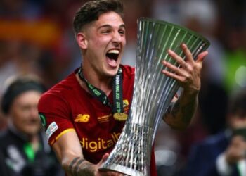 Roma rrëmben trofeun e parë të Conference League!/ Shënoi golin e fitores, Zaniolo: Ëndërr e bërë realitet