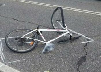 Aksident në Fier, mjeti përplas 65-vjeçarin me biçikletë