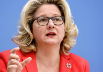 Ministrja gjermane ‘ngre alarmin’: Bota rrezikon urinë më të keqe që nga Lufta e Dytë Botërore