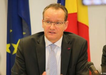 Deputeti gjerman i CDU/CSU: Nëse Berisha rikthehet, PD rrezikon pezullimin nga PPE