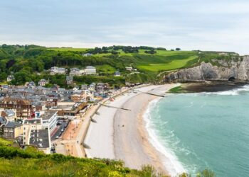 Cili është plazhi i Europës me më shumë foto në Instagram?