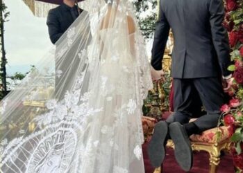 Dalin fotot nga dasma e tretë e Kourtney Kardashian dhe Travis Barker