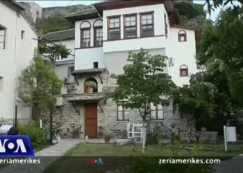 Analiza e VOA-s/ Sezoni turistik në Shqipëri dhe pasojat e luftës në Ukrainë