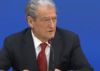 Alibeaj në diskutime me mazhorancën për presidentin/ Berisha: Vegël e Ramës