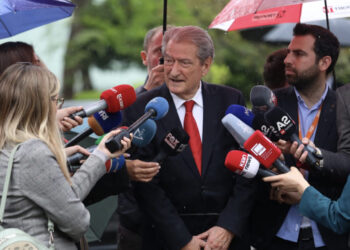 Berisha thirrje Ramës: Dëboni ambasadorin rus nga Shqipëria, tërhiqni diplomatin shqiptar nga Moska