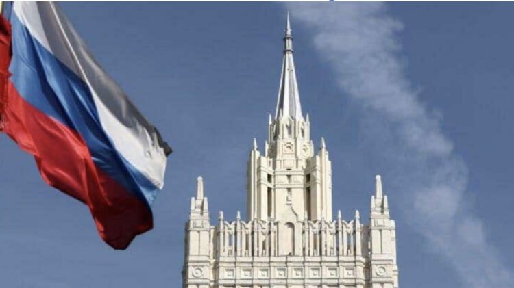 Rusia ndalon hyrjen për 63 zyrtarë, përfshirë dhe kryeministrin