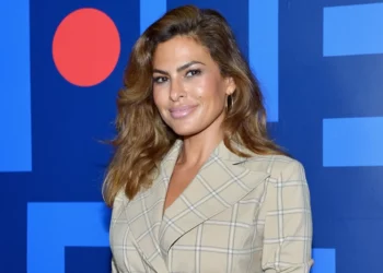 Kushti i Eva Mendes për të luajtur në film