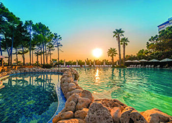 Përgatituni për pushime “të kripura” brenda vendit