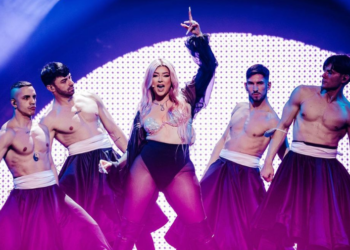 Sot “Eurovizion 2022”! Ronela Hajati hap mbrëmjen e parë të festivalit