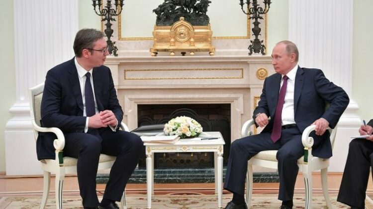 Vuçiç bie dakord për një kontratë 3-vjeçare me Putinin për furnizimin me gaz