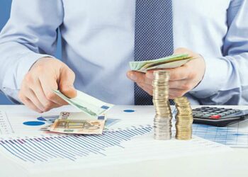 Raporti i kredive me probleme jashtë vendit ra në 0.3% vitin e kaluar