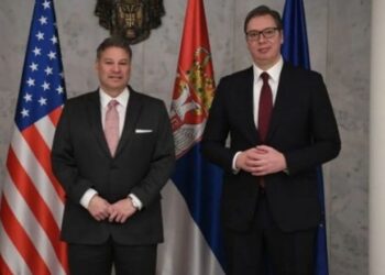 SHBA i cakton afat Vuçiçit: Serbia t’i bashkohet sanksioneve kundër Rusisë pas formimit të qeverisë së re