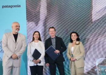 Nënshkruhet Memorandumi për ta shpallur Vjosën “Park Kombëtar”, Rama: Do të ndalojmë çdo veprimtari që mund ta cenojë